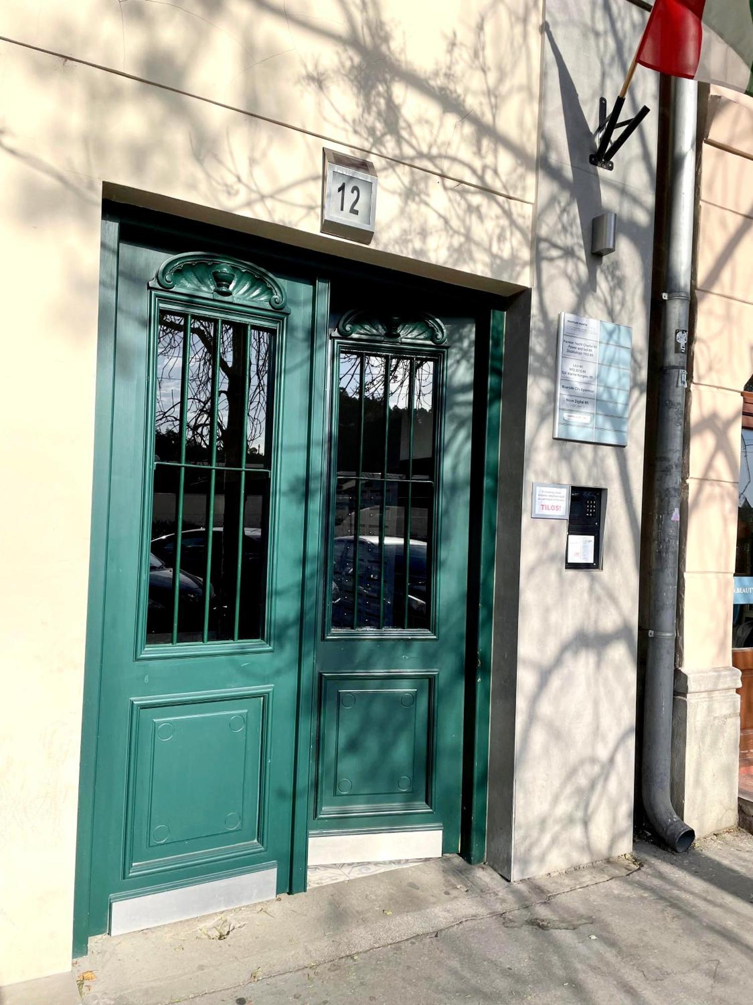 Orange Pearl Apartment 3 Rooms Next To Danube Budapest Exterior photo