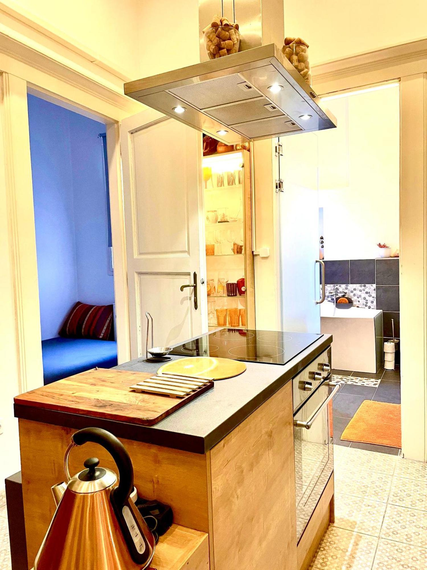 Orange Pearl Apartment 3 Rooms Next To Danube Budapest Exterior photo
